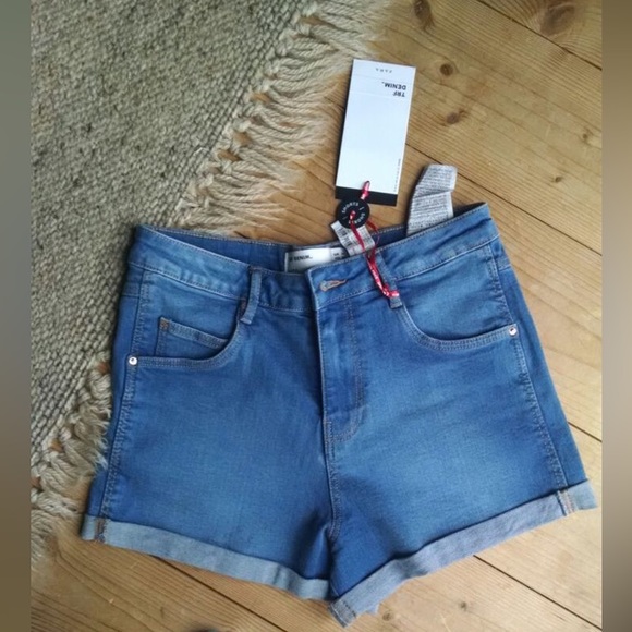 TRF Denim Zara Shorts Rolled Cuffs - Picture 3 of 5